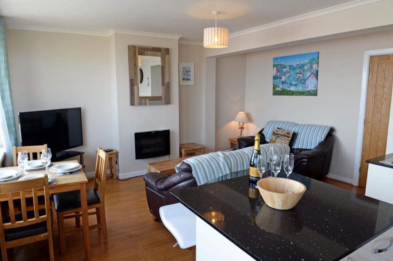 Mermaid Apartment - Sea Front Apartment With Views Saundersfoot Exterior foto